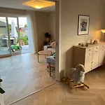 Spacious Modern Villa In Close Proximity To Ons