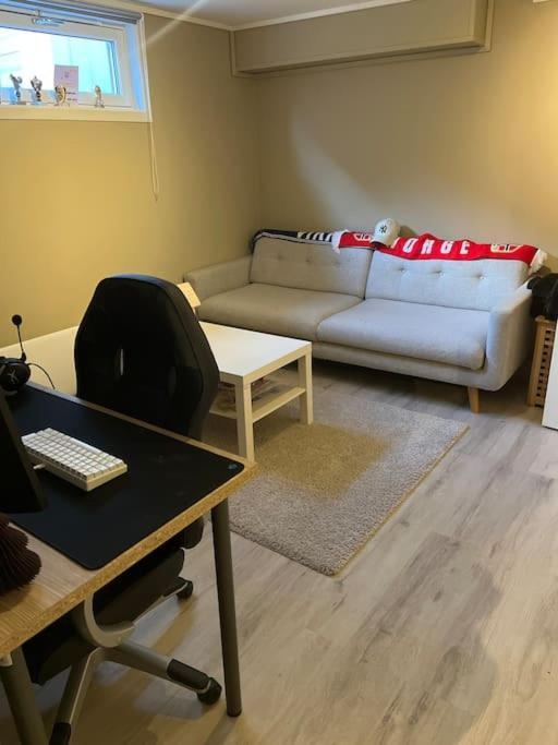 Spacious Modern In Close Proximity To Ons